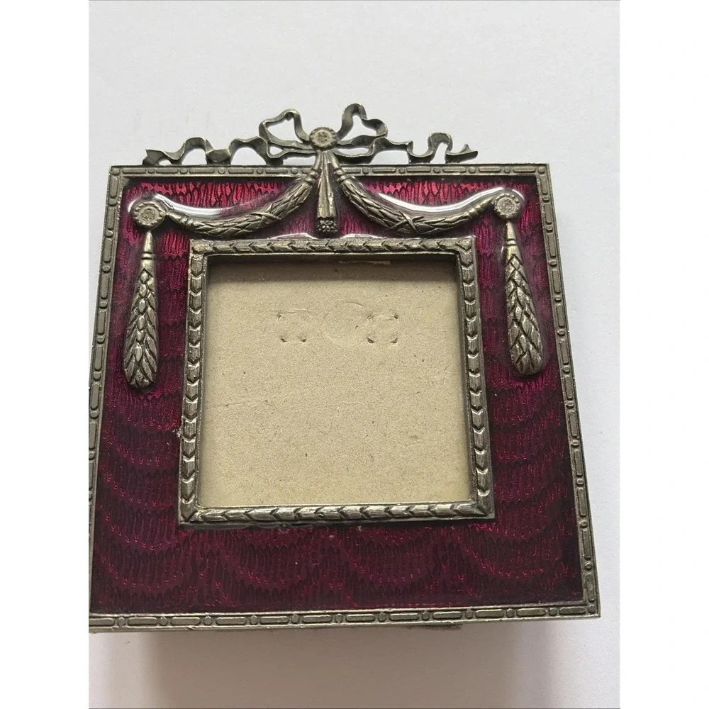Vintage 1989 Terragrafics magenta/fuchsia Enamel Square Small Picture Frame